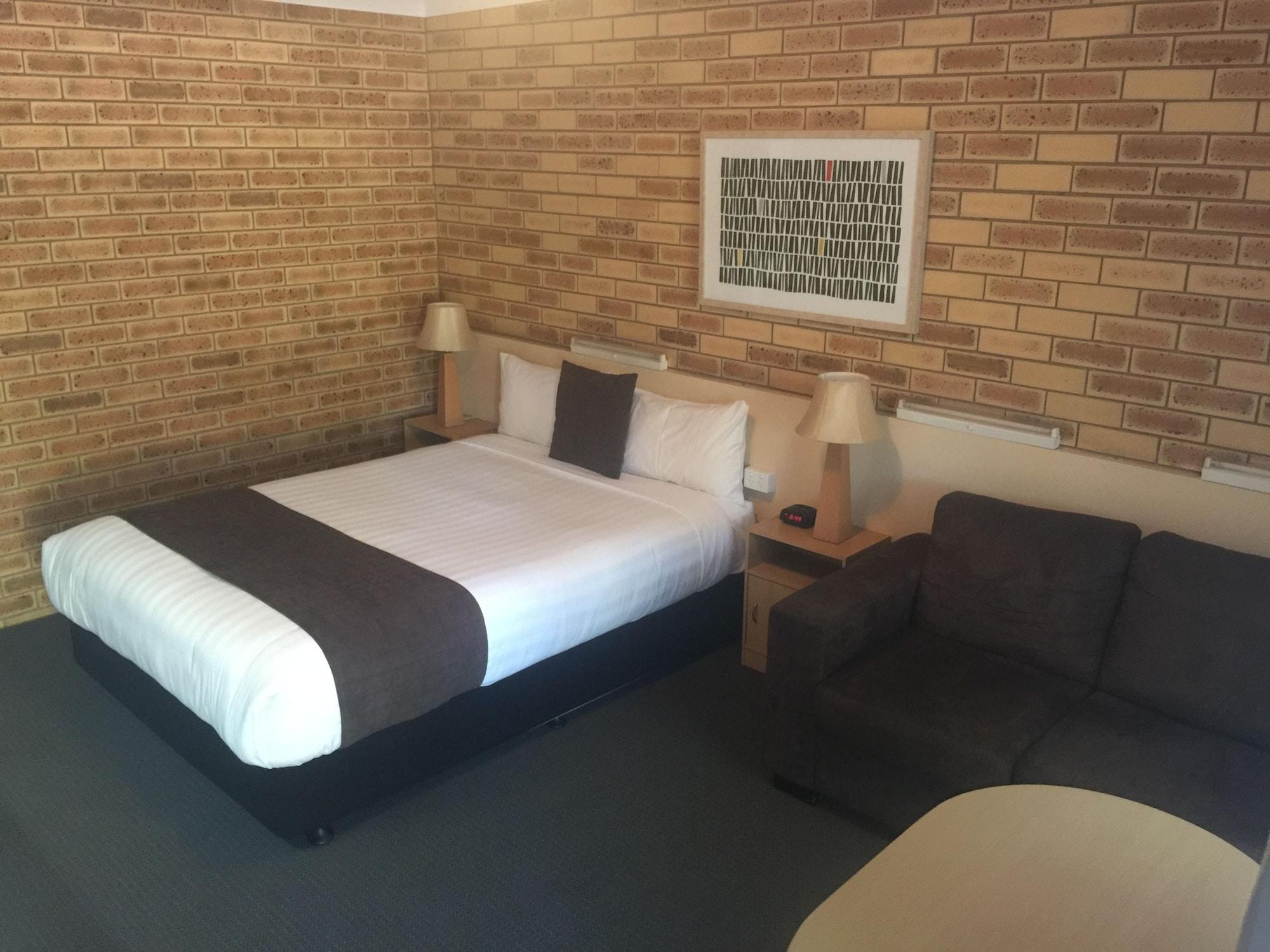 Blue Violet Motor Inn Toowoomba Ngoại thất bức ảnh
