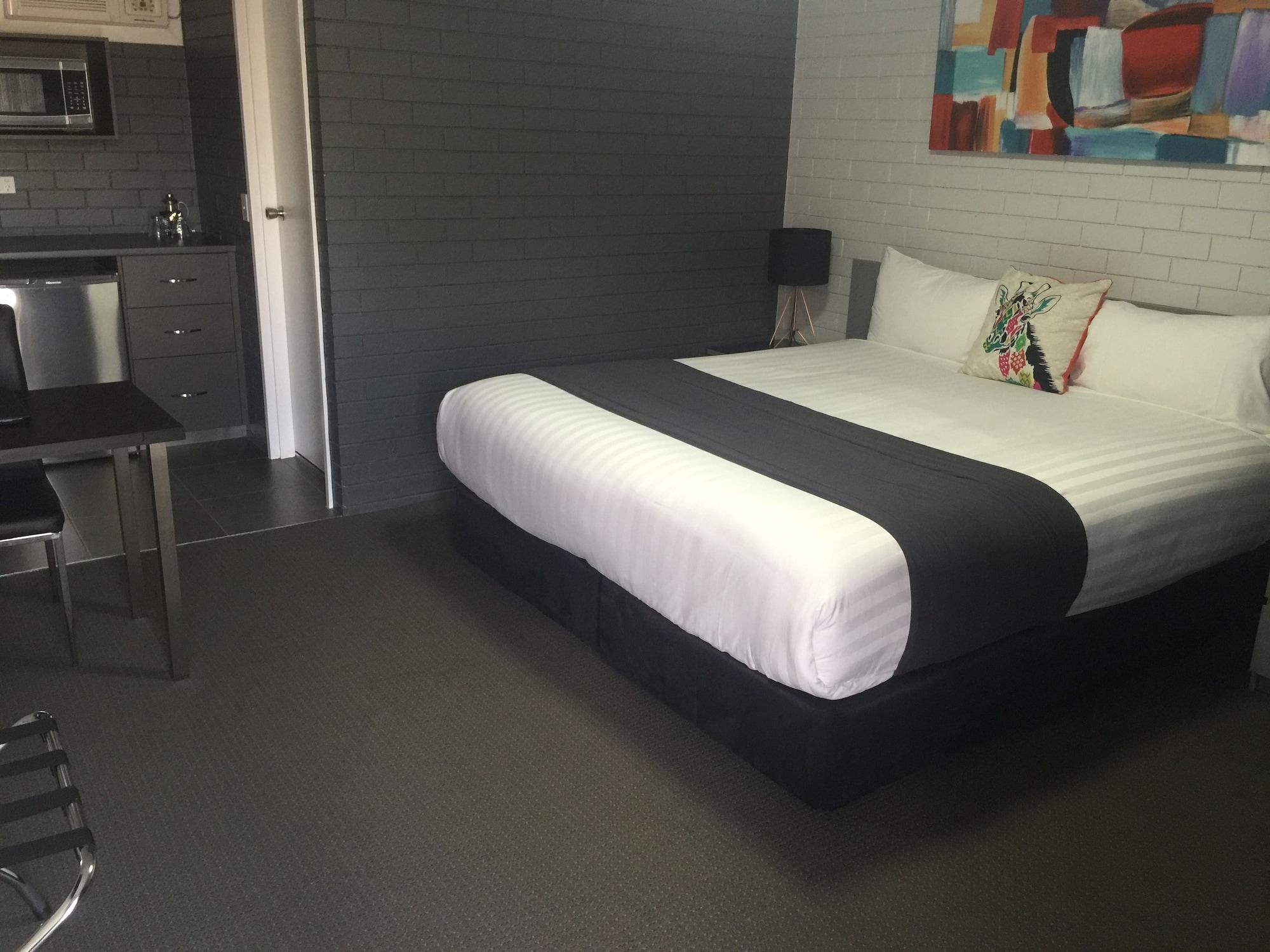 Blue Violet Motor Inn Toowoomba Ngoại thất bức ảnh