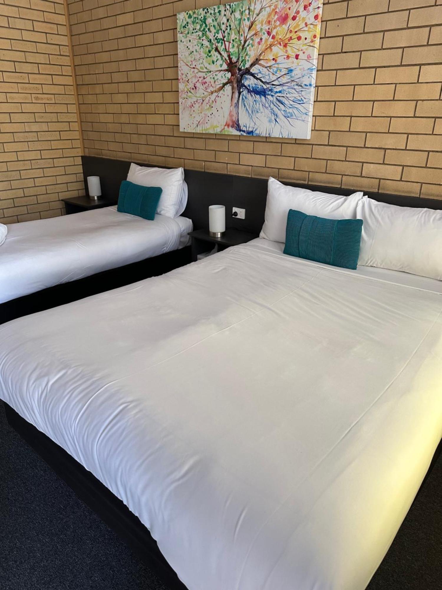 Blue Violet Motor Inn Toowoomba Ngoại thất bức ảnh