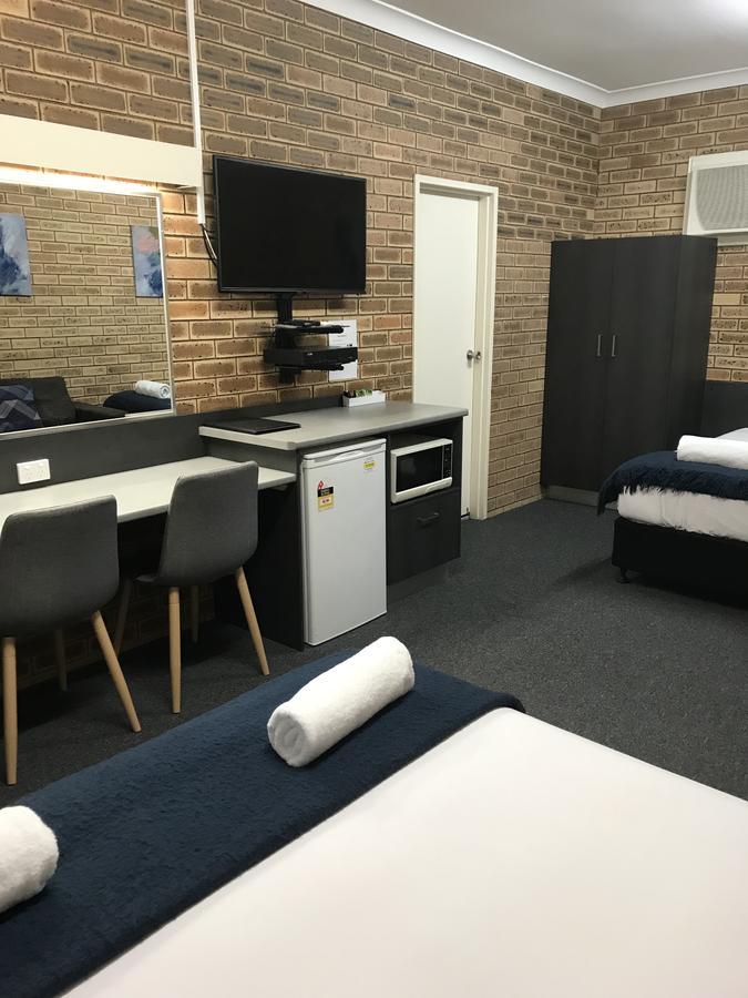 Blue Violet Motor Inn Toowoomba Ngoại thất bức ảnh