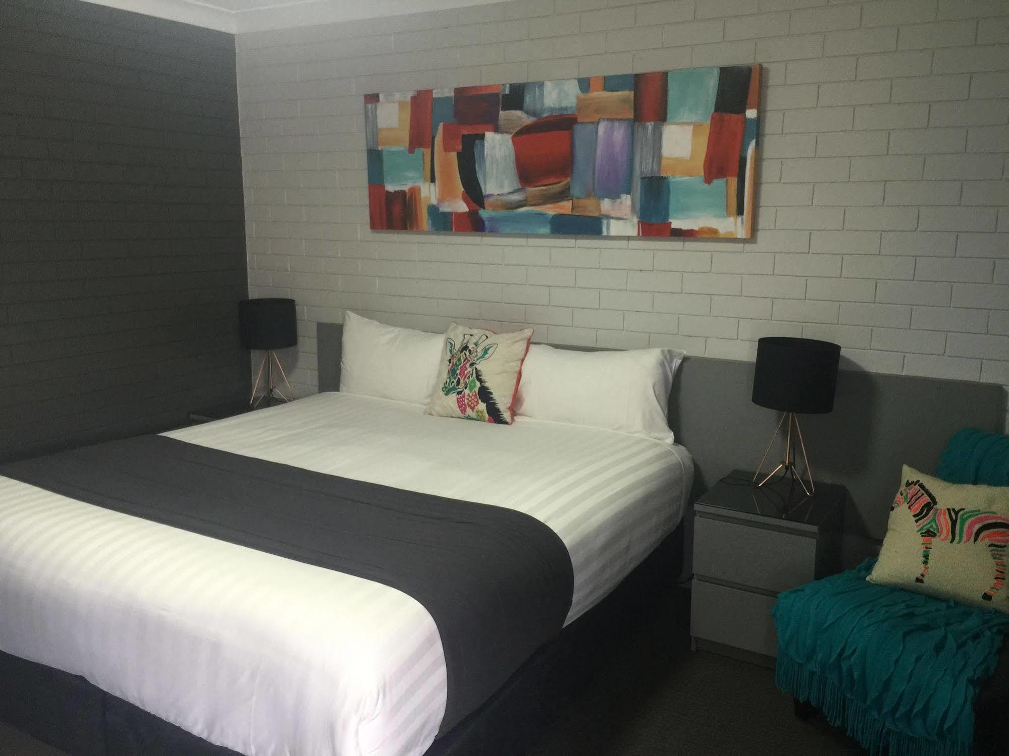 Blue Violet Motor Inn Toowoomba Ngoại thất bức ảnh
